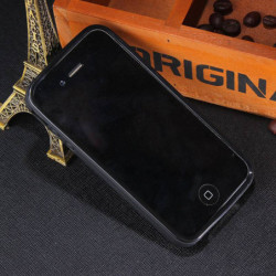 Funda Protectora Silicona Para Apple iPhone 4 o iPhone 4S - Negro